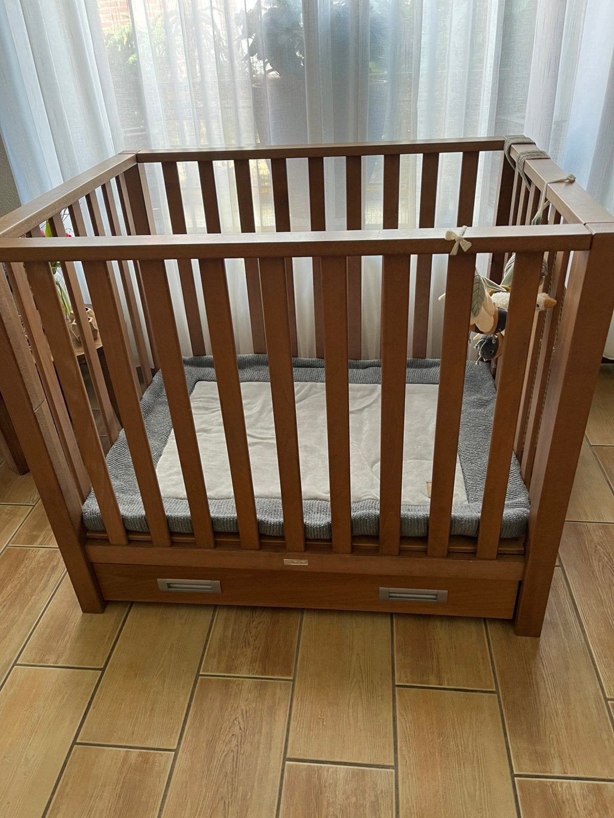 Box en kinderwagen en isofix maxi cosi, Kinderen en Baby's, Ophalen, Zo goed als nieuw, Rond