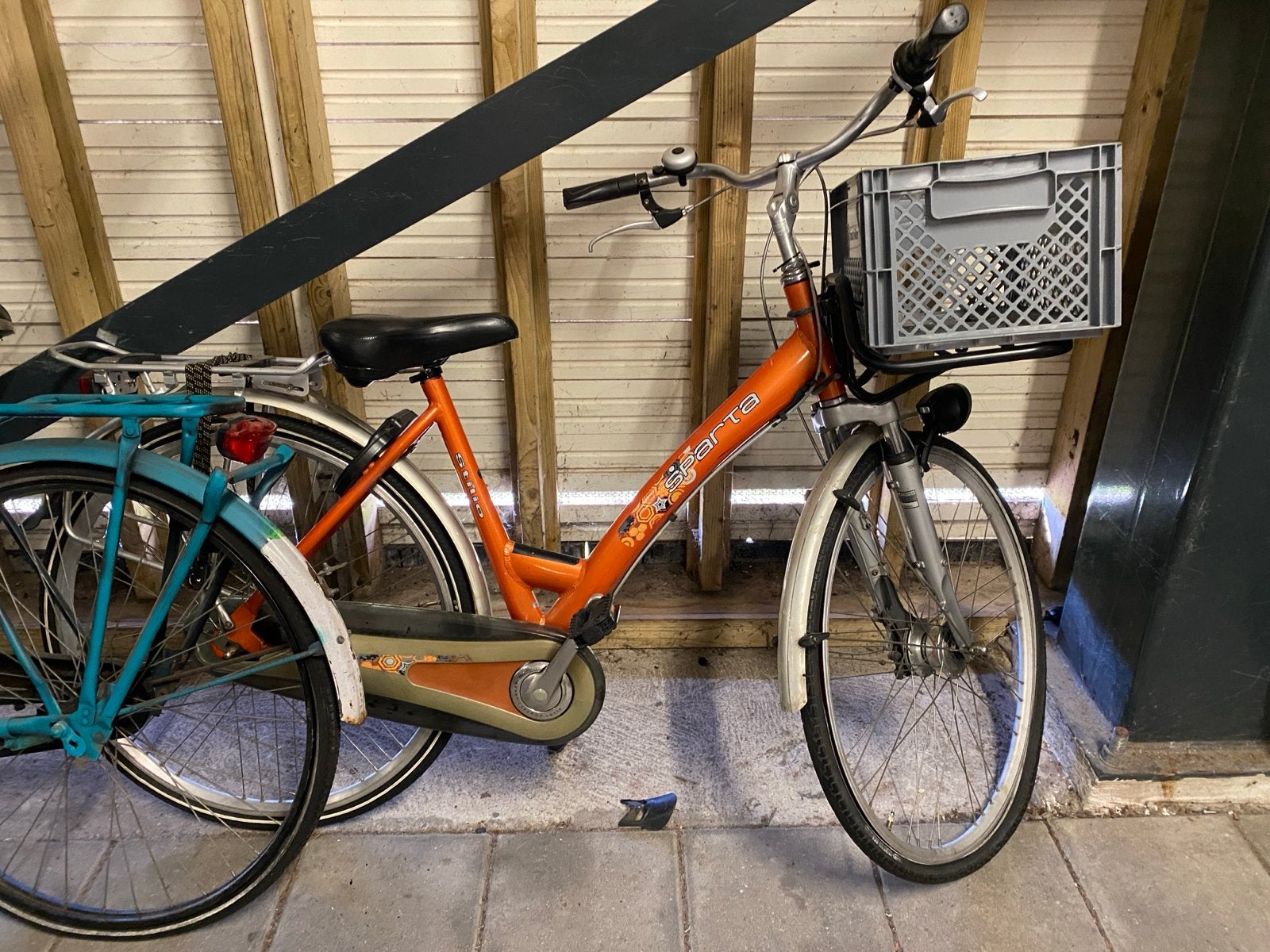 Sparta Oranje Fiets - Gemiddelde staat, inclusief mand, Ophalen, Sparta, Minder dan 47 cm, Gebruikt