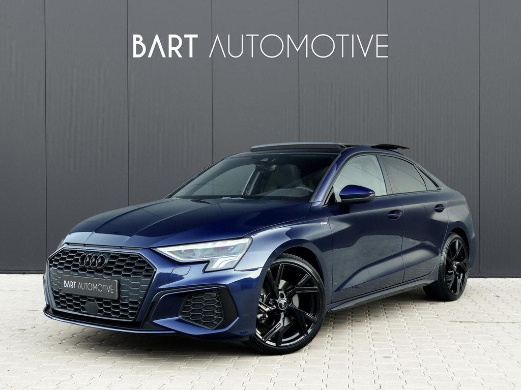 Audi A3 Limousine 35 TFSI S-Line|Panodak|Matrix|Sfeerverlich, Auto's, Audi, 4 cilinders, 150 pk, Blauw, Leder en Stof