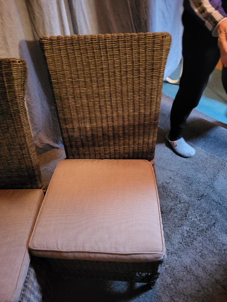 2 Stoelen Donker. Van Rotan., Ophalen of Verzenden, Bruin, Twee