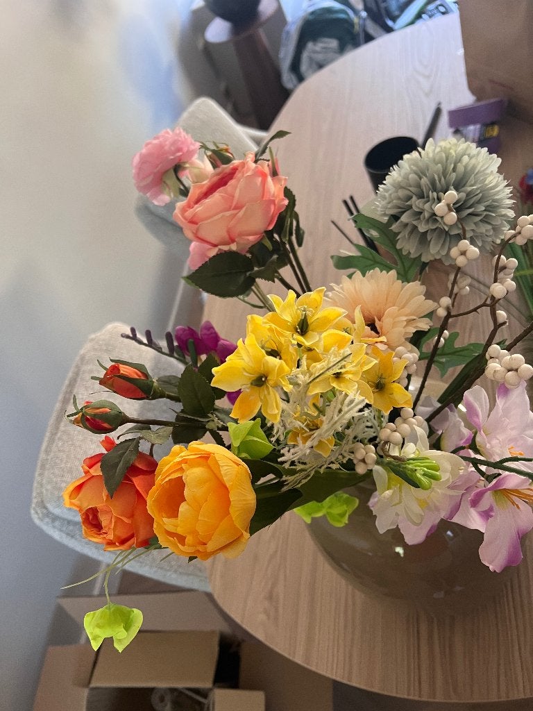 Zijden bloemen, Huis en Inrichting, Ophalen of Verzenden, Zo goed als nieuw, Boeket, Binnen