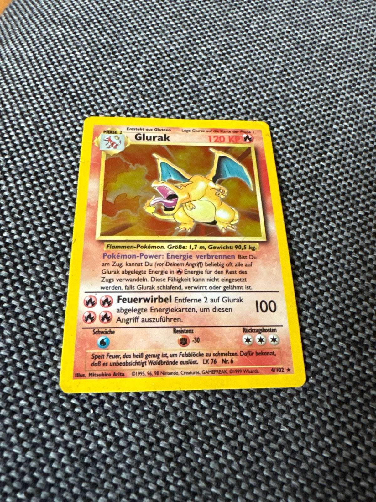 Glurak (Charizard) Pokémon kaart - Duitse versie, Ophalen of Verzenden, Gebruikt, Losse kaart