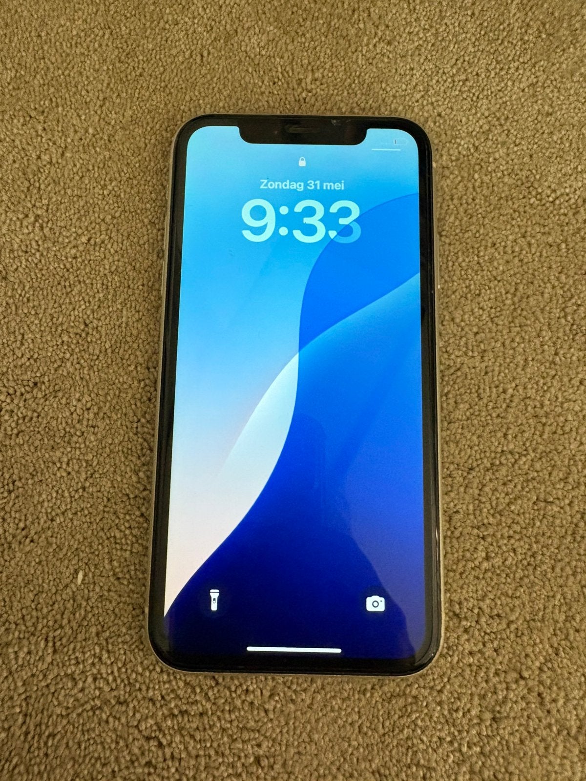 Witte iphone 11 64 gb zgan met enige gebruikerssporen, Telecommunicatie, Mobiele telefoons | Apple iPhone, Ophalen, Wit, IPhone 11