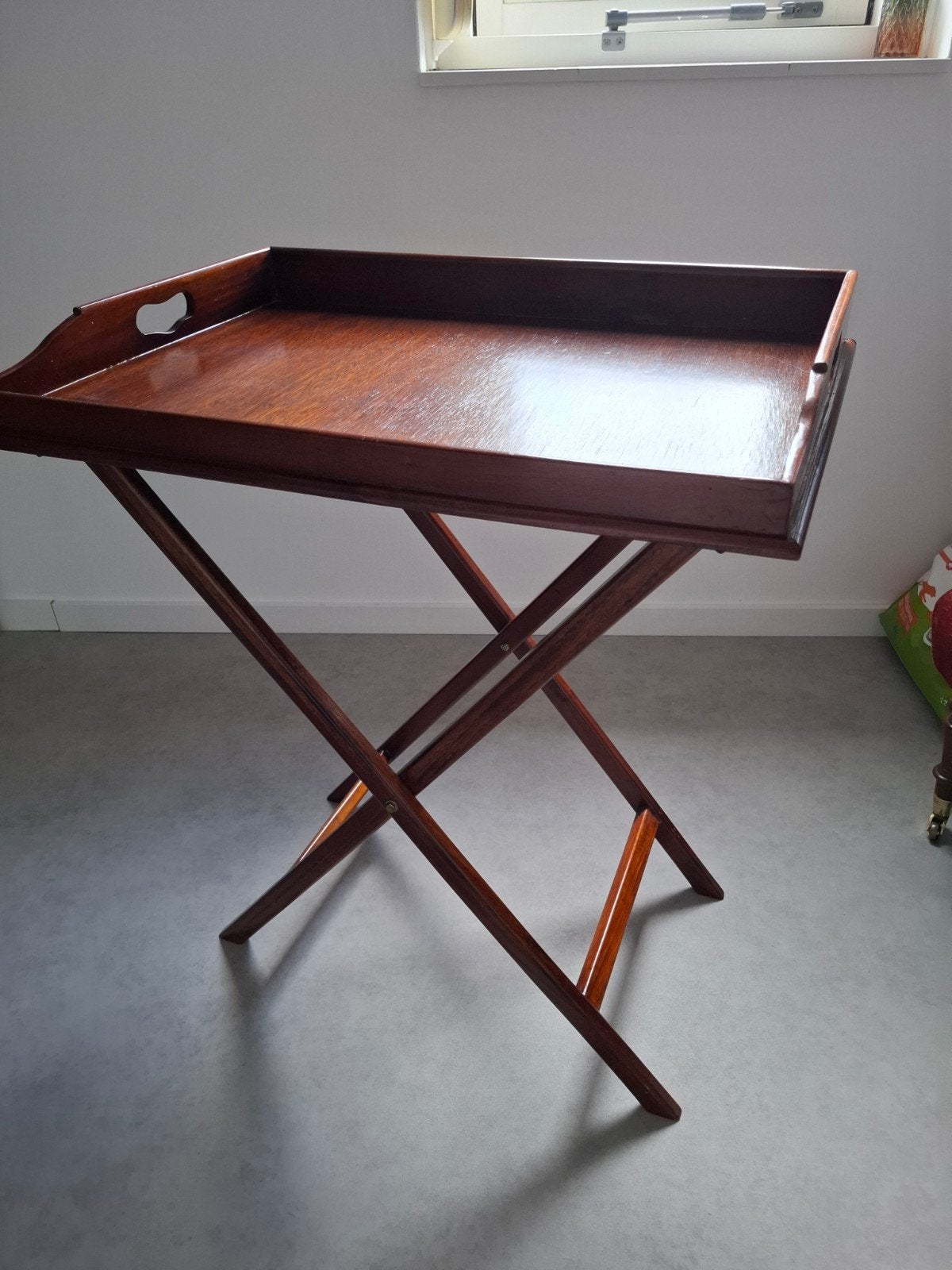 Dienblad met voet - 68x46x80 cm, Gebruikt, Ophalen of Verzenden, Rechthoekig, Butlertray