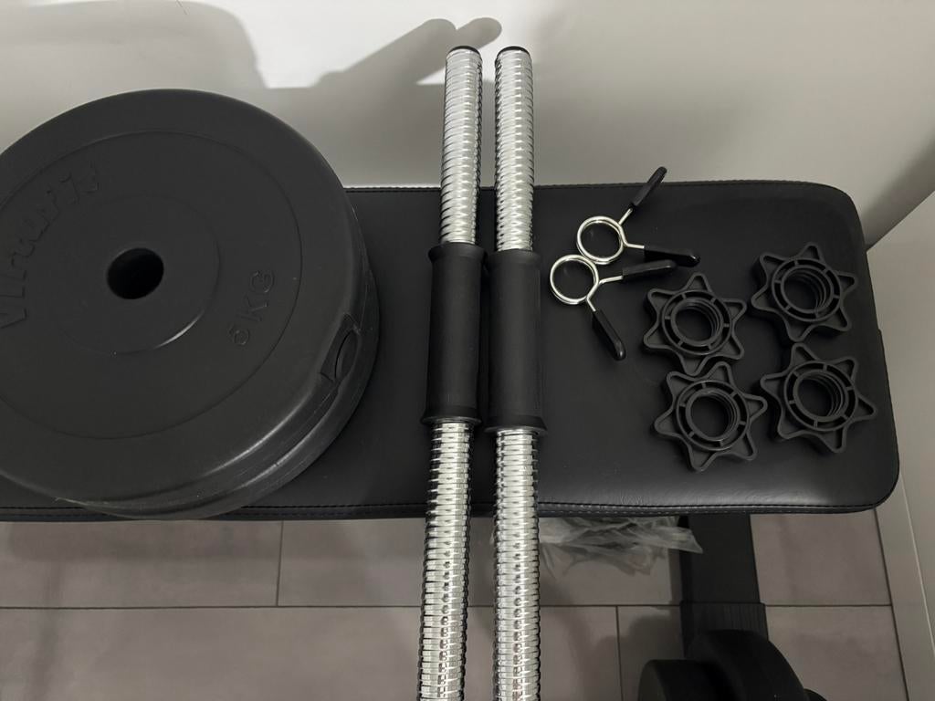 Verstelbare Halterset 60,5 kg en bankje, Ophalen of Verzenden, Zo goed als nieuw, Minder dan 1 meter, Parasolvoet