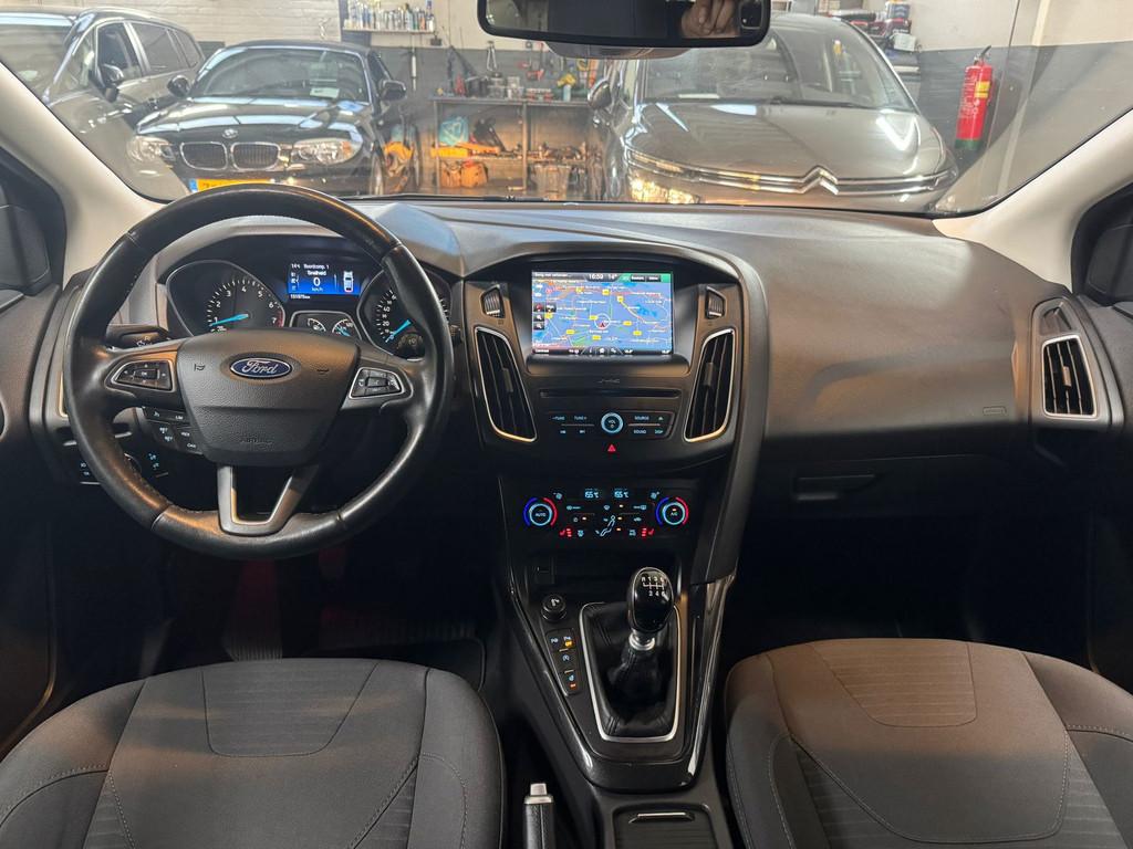 Ford Focus Wagon 1.5 Titanium Edition |CRUISE|PDC|NAVI|STOEL, Stof, 4 cilinders, 150 pk, Automatische klimaatregeling