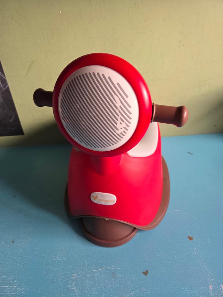 Vespa Potje Rood - Zo goed als nieuw, Kinderen en Baby's, Ophalen of Verzenden, Zo goed als nieuw