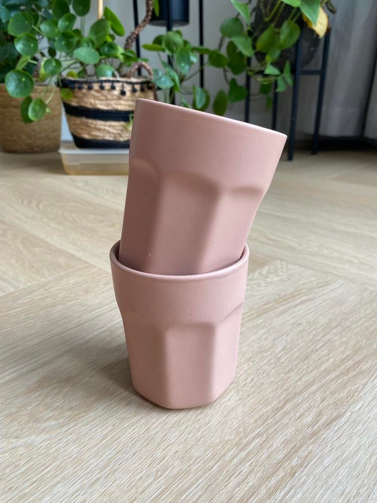 Oud roze mokken - Gutso, Nieuw, Ophalen of Verzenden, Overige stijlen, Kop(pen) en/of Schotel(s)