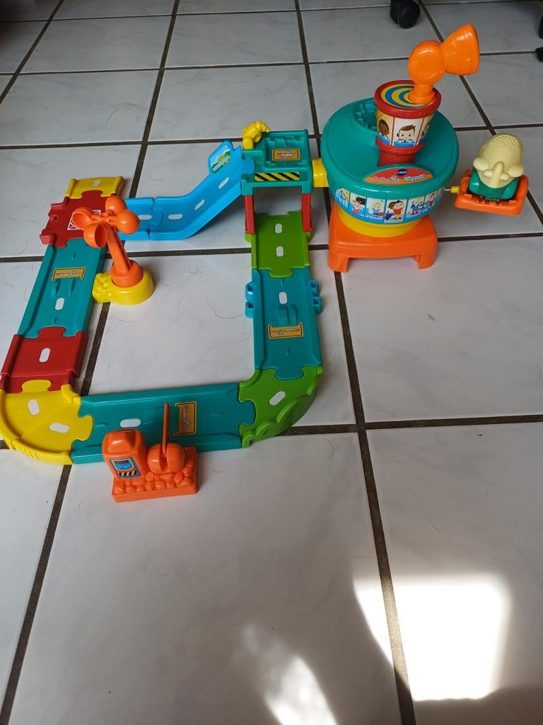 Toet toet auto vliegveld, Ophalen, Gebruikt, 2 tot 4 jaar