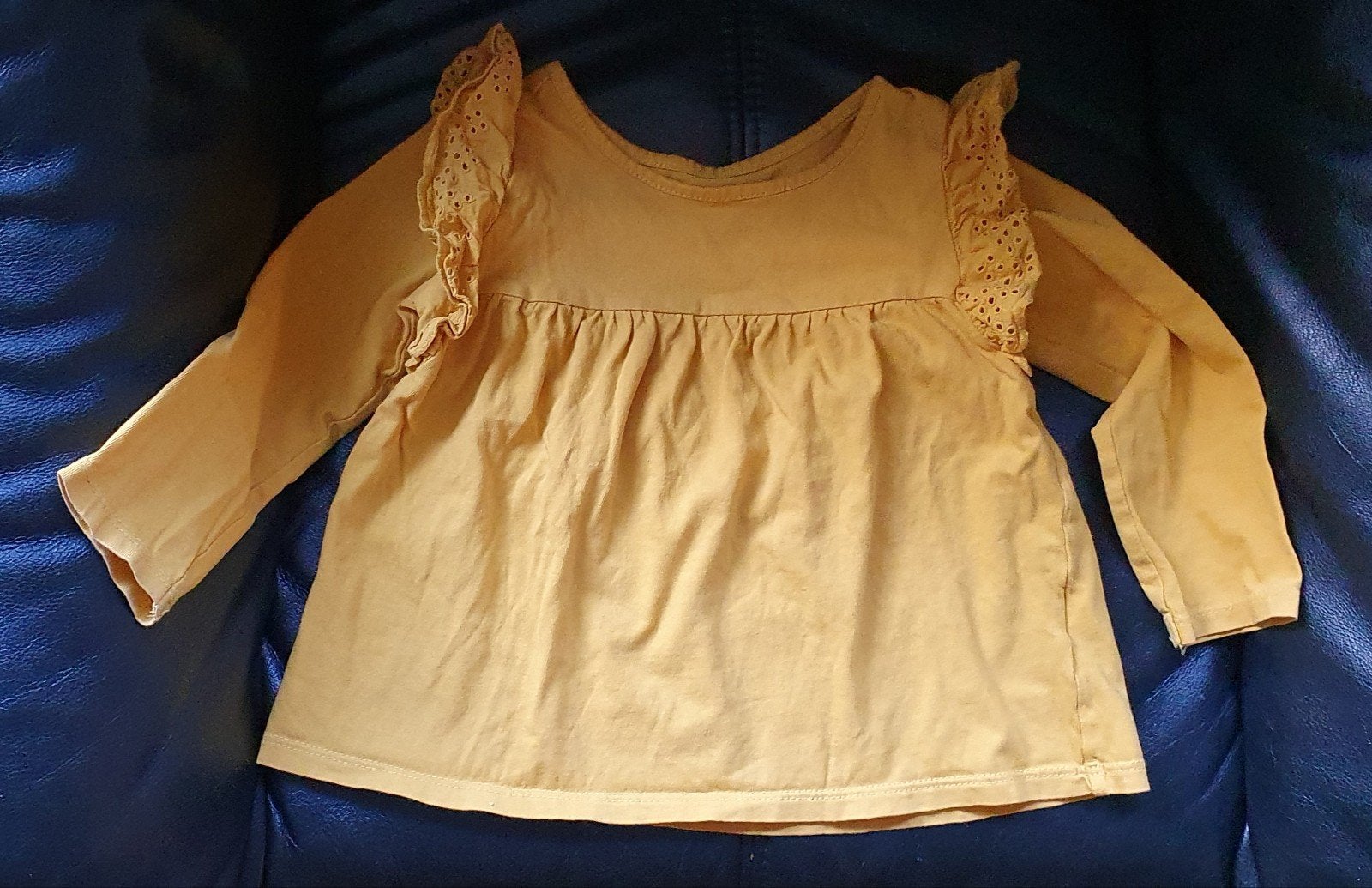 Cat & Jack Babylongsleeve/ top met ruche Maat 74 (80) Bieden, Kinderen en Baby's, Babykleding | Maat 80, Meisje, Ophalen of Verzenden