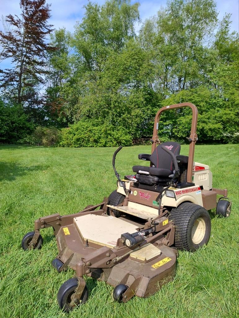 Grasshopper 930D zitmaaier Zero Turn 61 inch Diesel 214 uur, Tuin en Terras, Grasmaaiers, Ophalen, Cirkelmaaier, Zo goed als nieuw