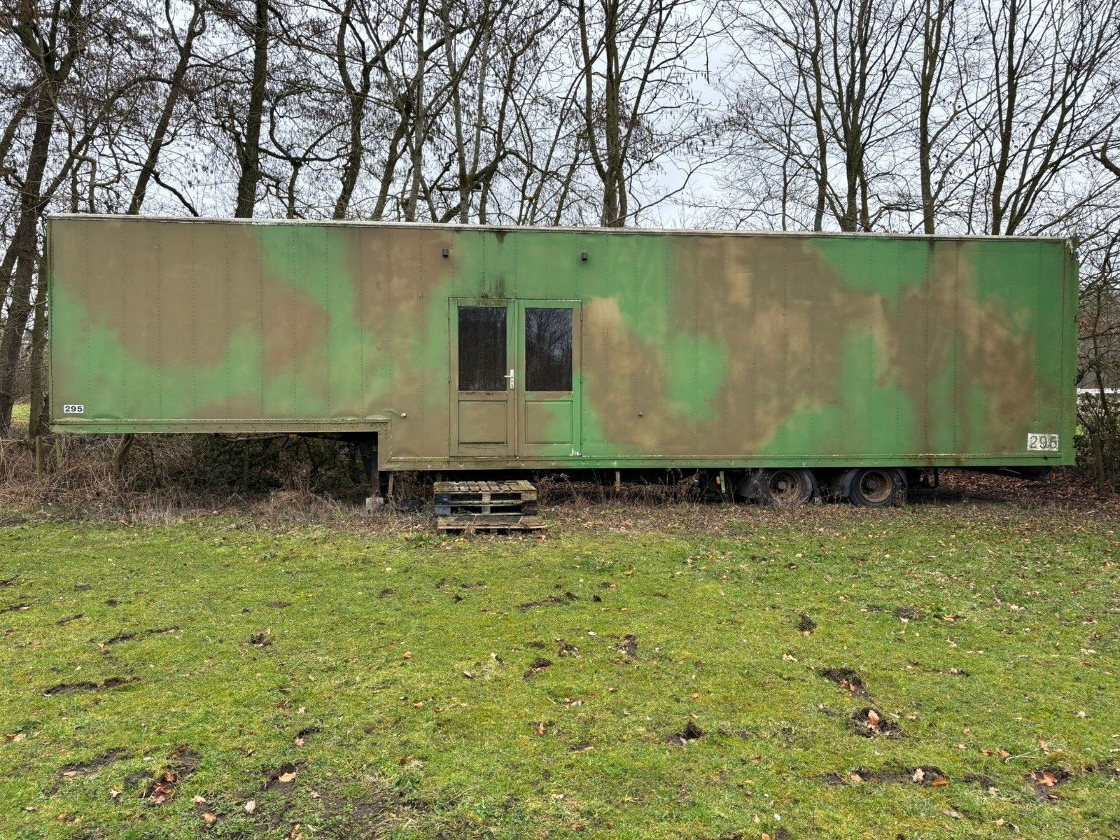 Unieke verbouwde oplegger, Ophalen
