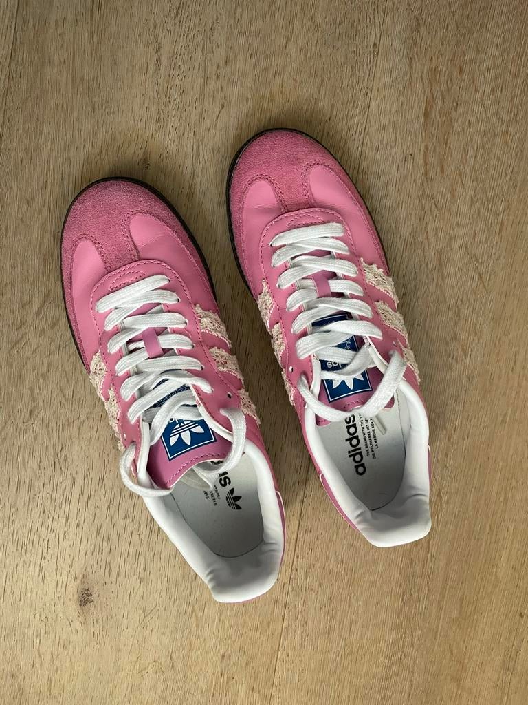 NIEUWE roze Adidas Samba sneakers, maat 39, Kleding | Dames, Schoenen, Verzenden, Nieuw, Sneakers of Gympen, Roze