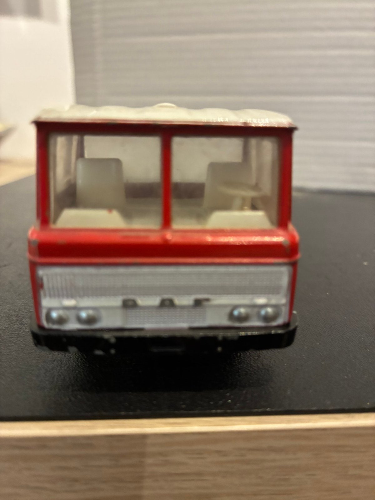 DAF 2600 60 jaar oud, Ophalen of Verzenden, Zo goed als nieuw, Bus of Vrachtwagen, Lion Toys
