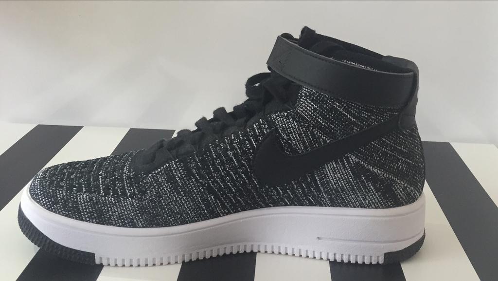 Nike Air Force 1 Flyknit Mid Zwart/Wit Sneakers, Zwart, Nieuw, Ophalen of Verzenden, Sneakers of Gympen