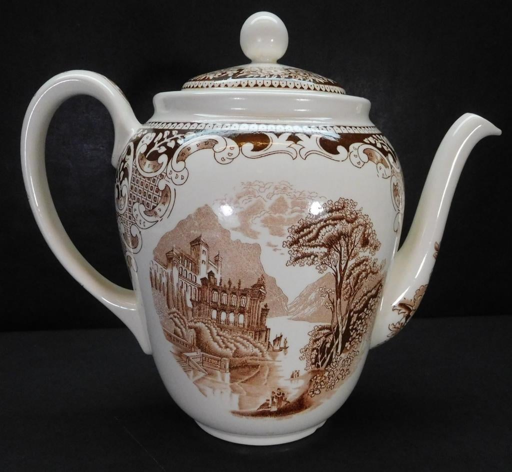 Regout Koffiepot met decor Castillo., Antiek en Kunst, Ophalen of Verzenden
