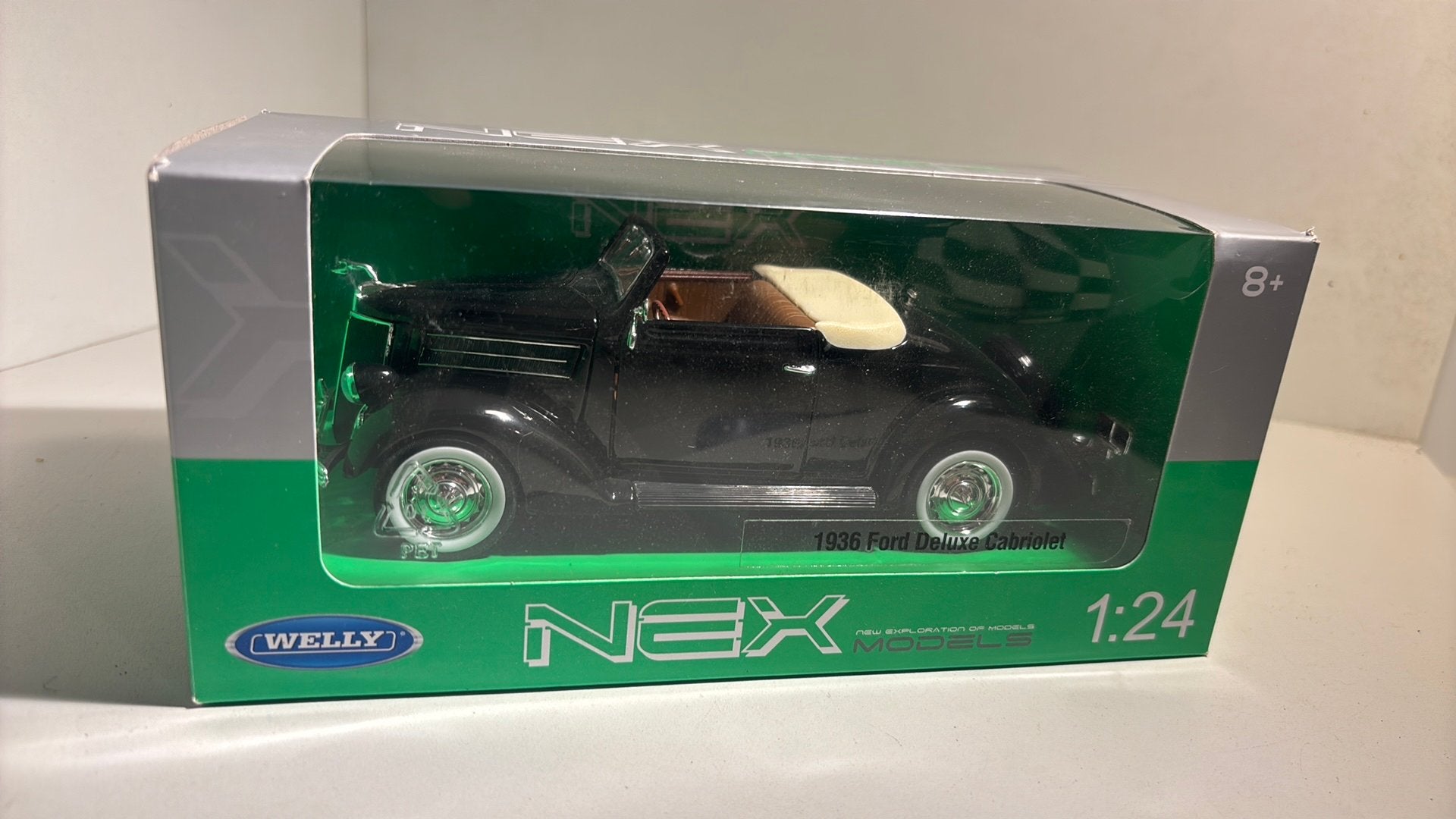 Ford deluxe cabriolet 1936 welly 1.24, Hobby en Vrije tijd, Modelauto's | 1:24, Ophalen of Verzenden, Welly, A, A