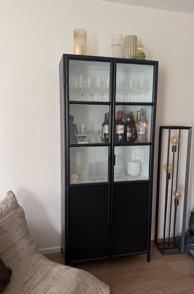 Buffetkast zwart/wit staal, Huis en Inrichting, Ophalen, Gebruikt, Metaal, 150 tot 200 cm