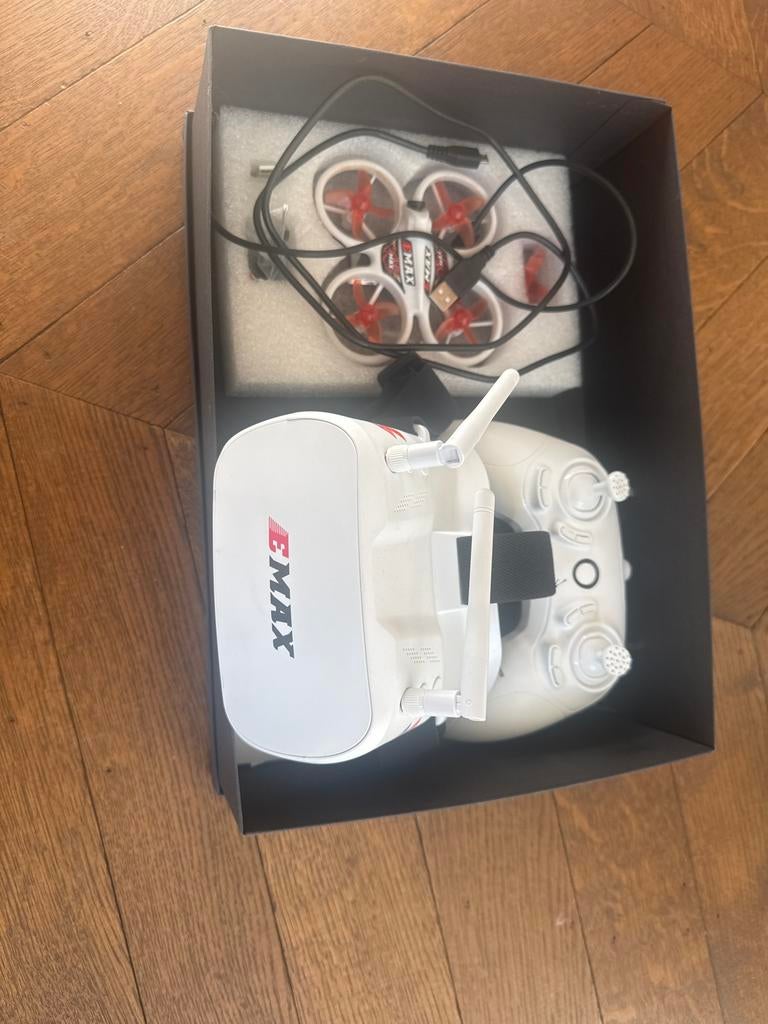 EMAX Drone Set - Zo goed als nieuw, 100 tot 1000 meter, Overige merken, Ophalen of Verzenden, Minder dan 250 gram