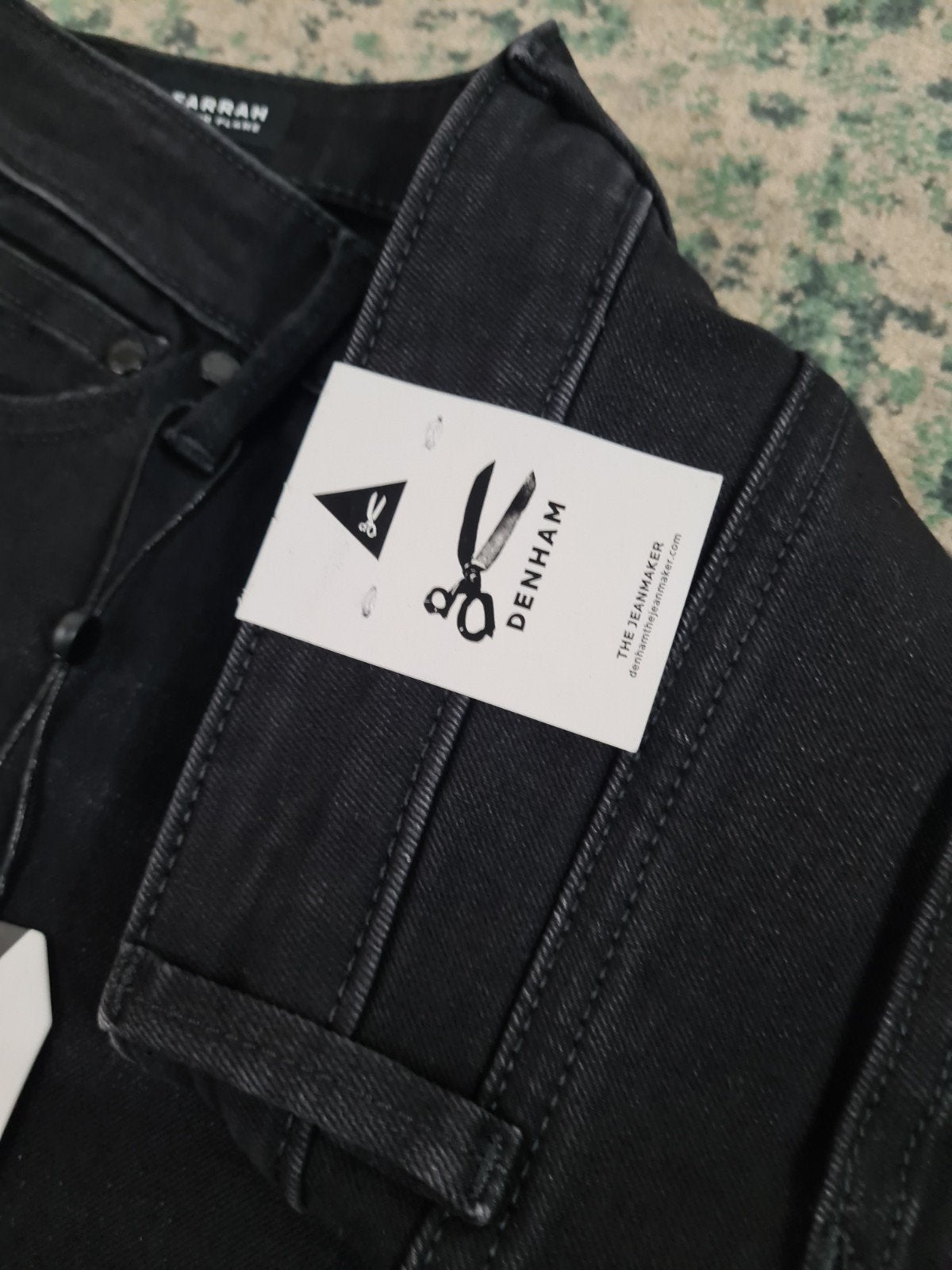 Denham Farrah Super Flare Fit W28 L32 Zwart Nieuw Tulsi2832, Denham, Zwart, Nieuw, Ophalen of Verzenden