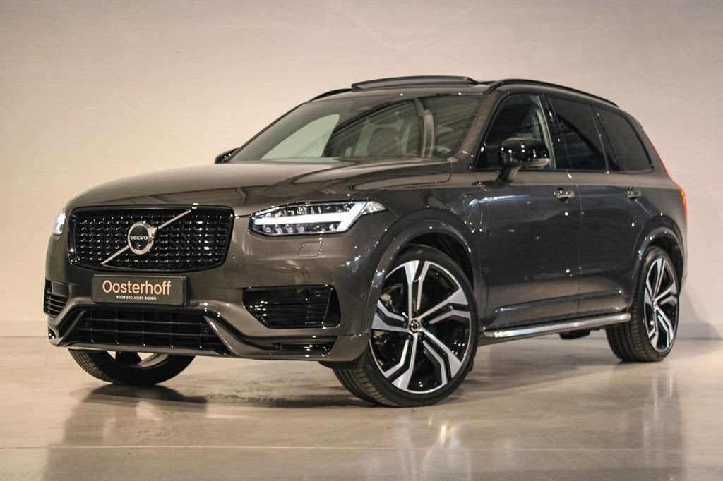 Volvo XC90 2.0 T8 Recharge AWD Ultra Dark B&W | PANO | LUCHT, Gebruikt, 4 cilinders, 1969 cc, 7 stoelen