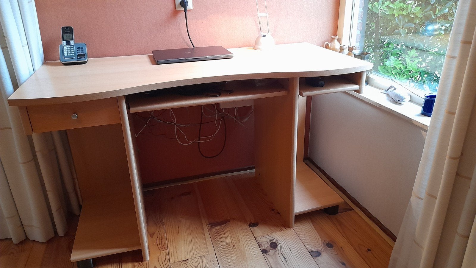Houten bureau, Ophalen, Gebruikt, Hout, 62 cm