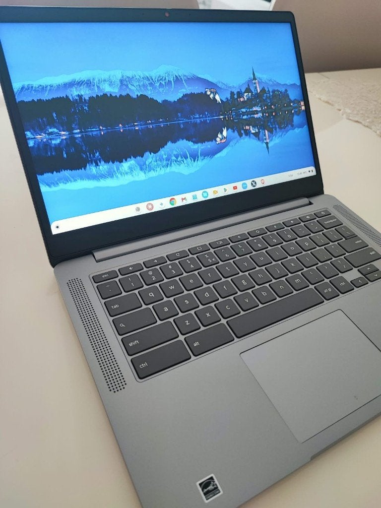 Lenovo IdeaPad 3 Chromebook 14M836 (82KN000HMH) — grijs, Ophalen, 14 inch, Touchscreen, Zo goed als nieuw