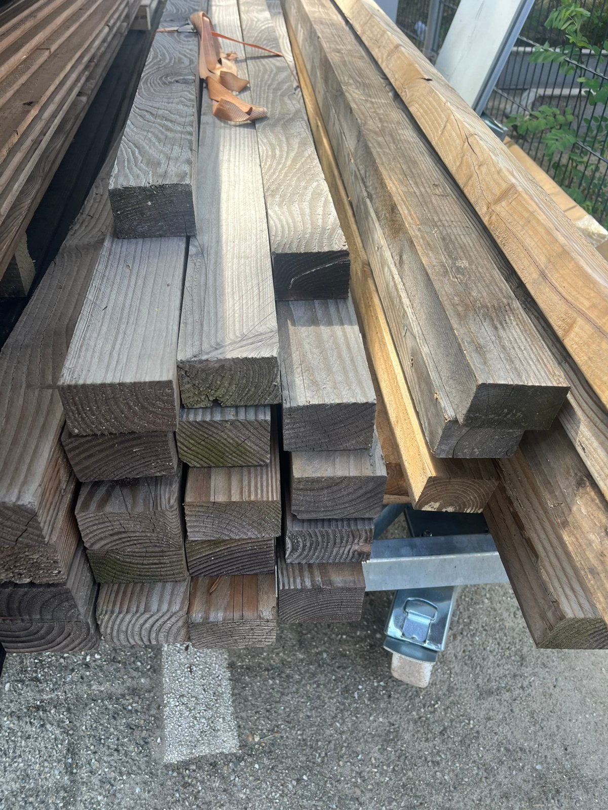 B keuze  hout balken planken palen, 25 tot 50 mm, Nieuw, 250 tot 300 cm, Plank