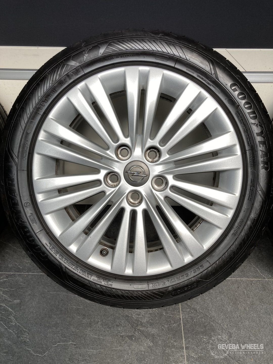 17” originele Opel Astra J velgen + banden 5x115 225/50/17, Gebruikt, -, -, Banden en Velgen