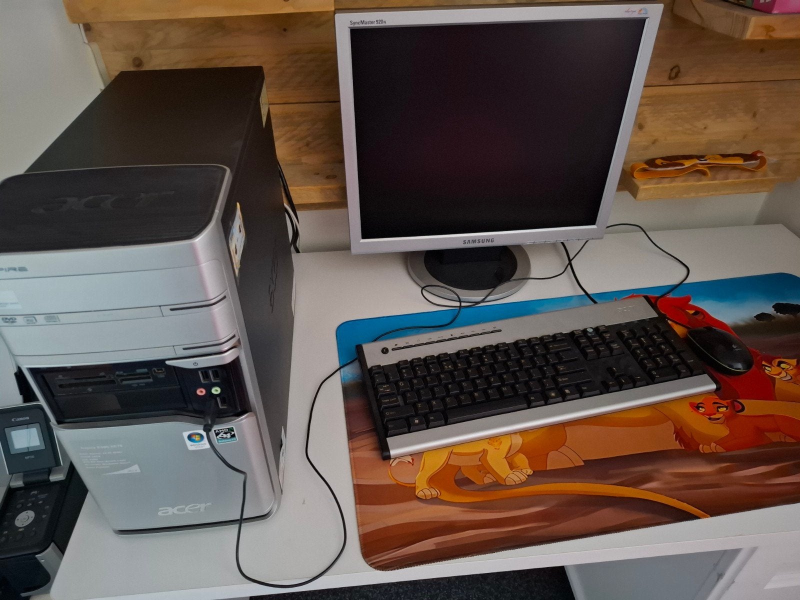 Acer Aspire Desktop PC met Monitor, Toetsenbord en Muis, Gebruikt, HDD, Minder dan 4 GB, Met monitor