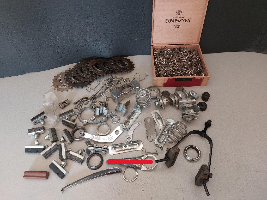 Partij vintage gebruikte & Nieuwe fiets onderdelen / motor?, Ophalen of Verzenden, Gebruikt