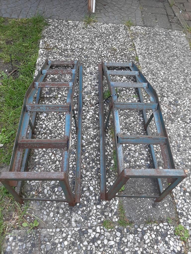 Auto oprijbokken - Set van 2 stuks 20cm hoog, Ophalen, Gebruikt