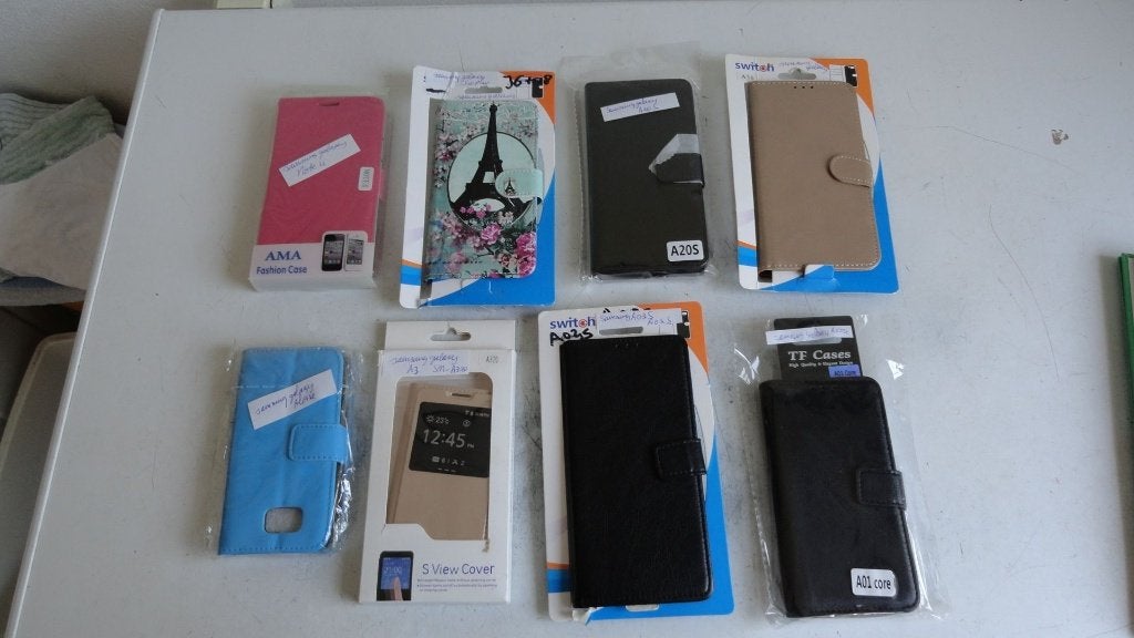 Samsung Galaxy bookcases Note 4, S10 plus, A20S, A30, Alpha, Ophalen of Verzenden, Zo goed als nieuw, Hoesje of Tasje
