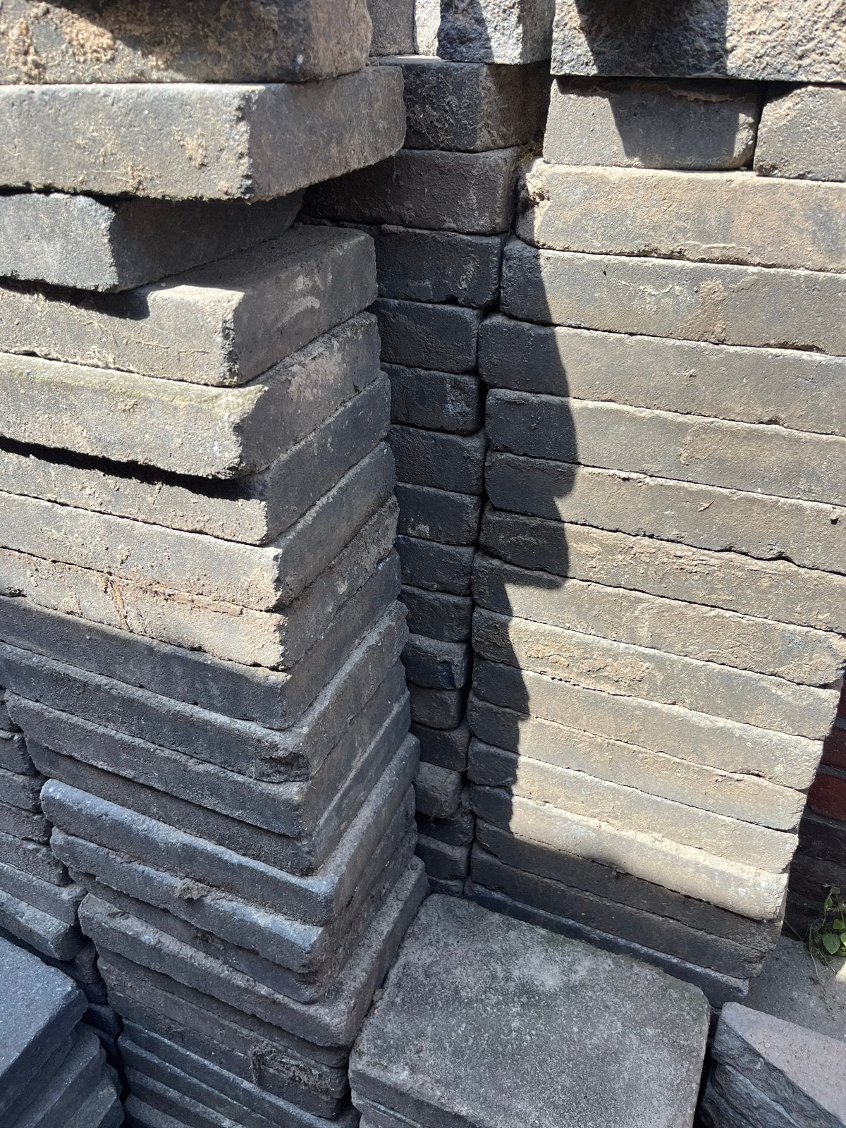 Gratis af te halen: 30-35m2 gebruikte terrastegels, Tuin en Terras, Tegels en Klinkers, Ophalen, Gebruikt, 10 m² of meer, Beton