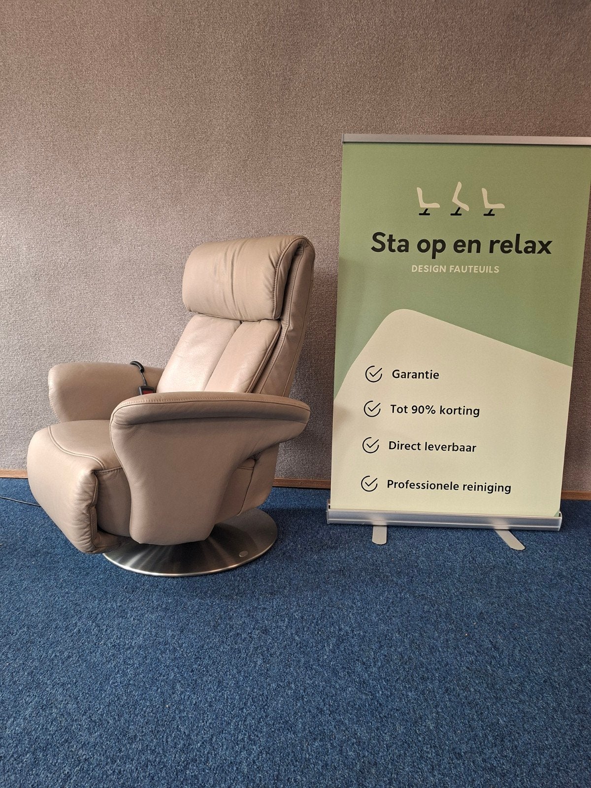 Elektrische relax fauteuil Meubelzorg Sublime Als nieuw!, Ophalen of Verzenden, Zo goed als nieuw, Staopenrelax@gmail.com, Sta-op-en-relax
