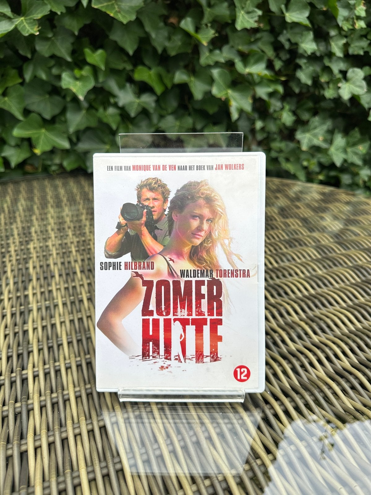 Zomerhitte, Nederlands, Zo goed als nieuw, Vanaf 12 jaar, Ophalen of Verzenden