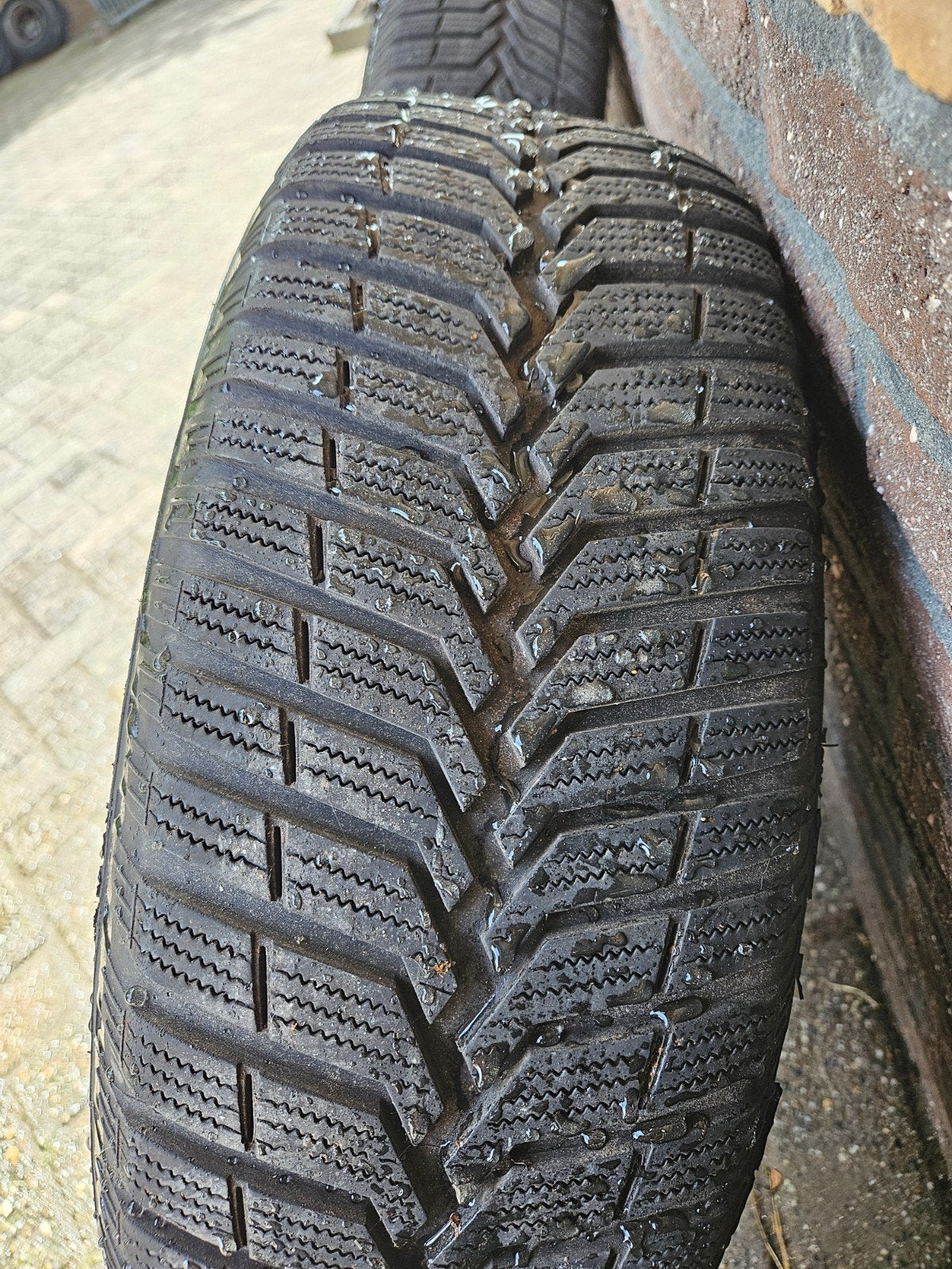 Winterbanden met stalen velgen - 15 inch, Auto-onderdelen, Banden en Velgen, Ophalen, Gebruikt, 15 inch, Banden en Velgen