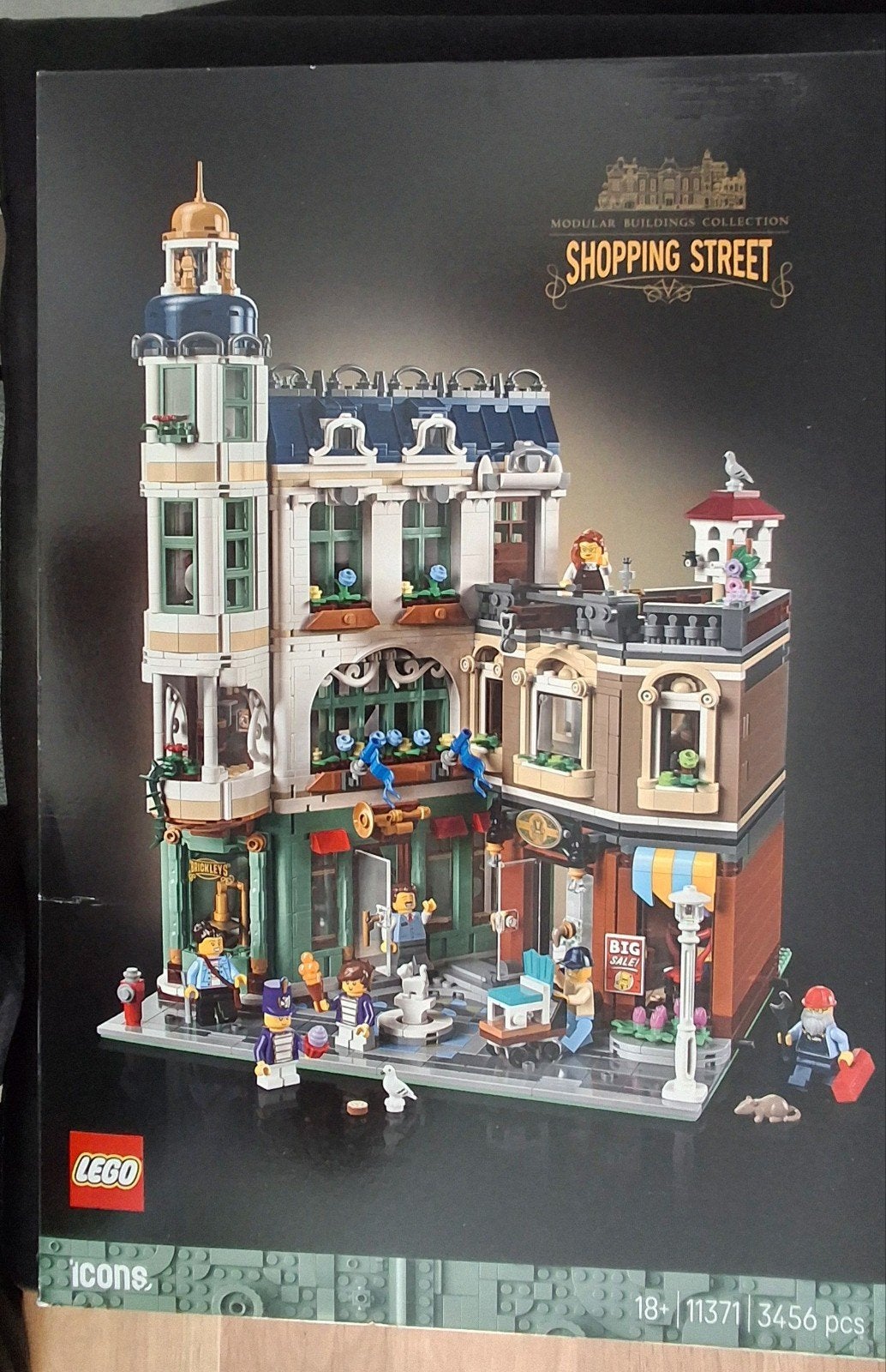 Lego icons 11371 Shopping street, Verzenden, Lego, Zo goed als nieuw, Inclusief instructies