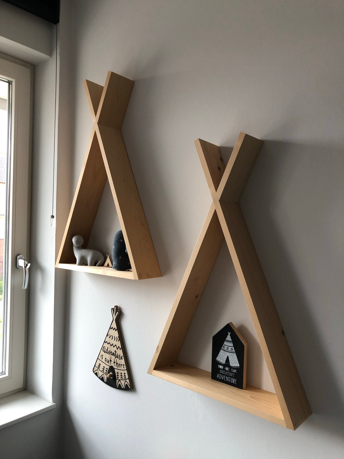 Set van 2 houten tipi wandplanken voor kinderkamer, Ophalen, Zo goed als nieuw