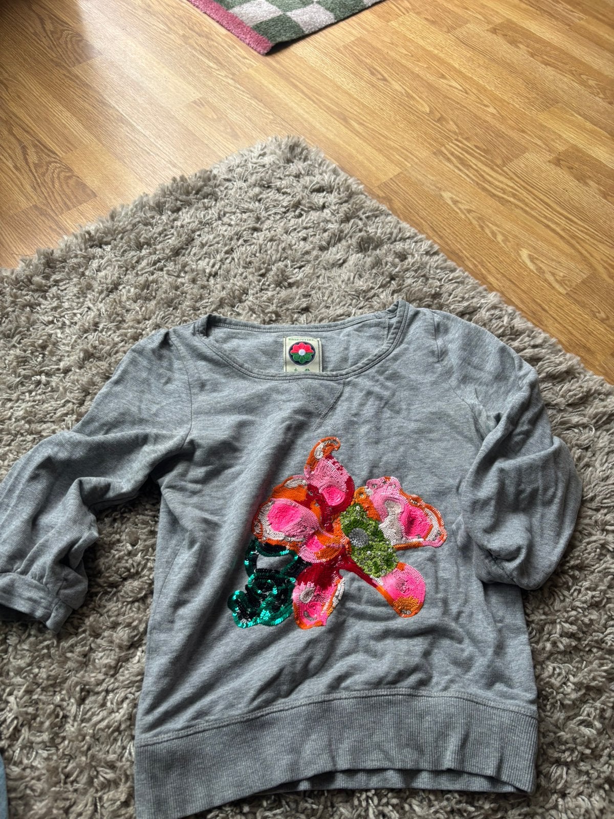 Essentiel Antwerp truitje mt 34, 25€ ex verz, Ophalen of Verzenden, Gedragen