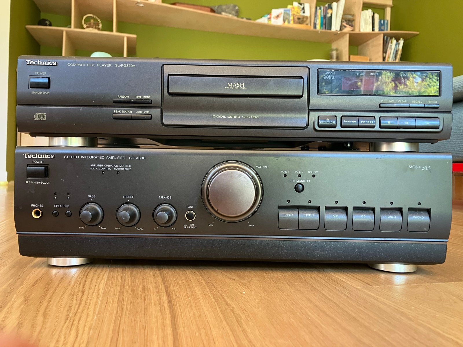 Technics Versterker SU-A600 en CD Speler SL-PG370A, Overige merken, Gebruikt, Ophalen of Verzenden, 120 watt of meer