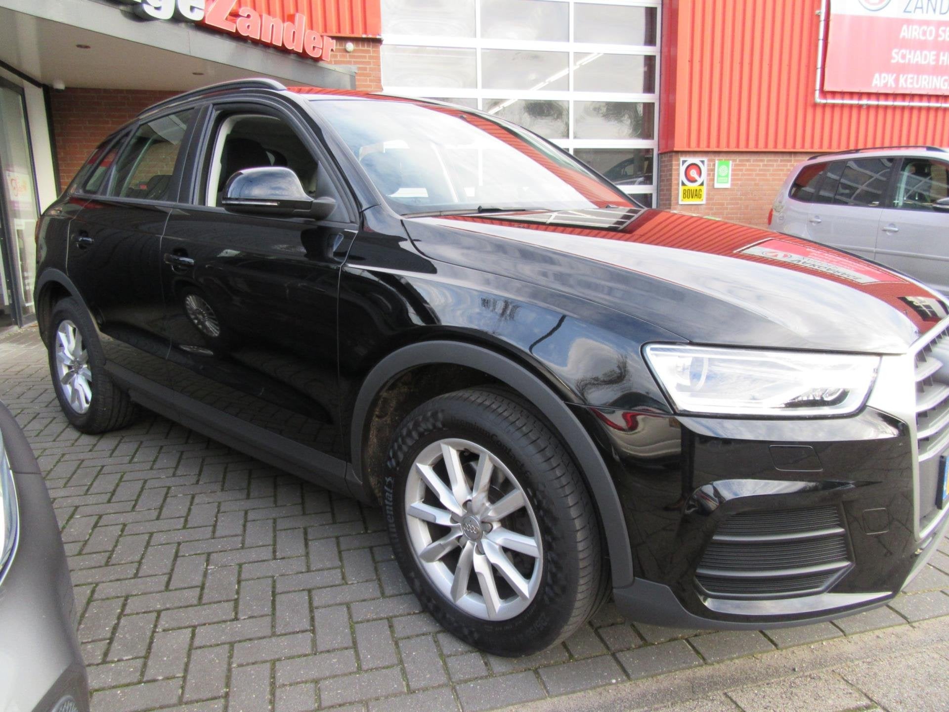 Audi Q3 1.4 TFSI Design Pro Line Plus met Schuifdak, Auto's, Euro 6, 4 cilinders, Leder en Stof, Zwart