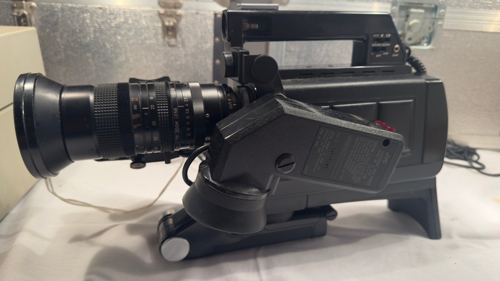 Vintage JVC Videocamera met Hitachi CCTV Camera, Gebruikt, JVC, Overige soorten, Ophalen of Verzenden