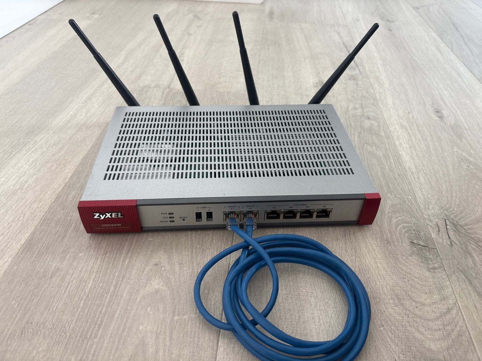 Zyxel USG60W Unified Security Gateway Router, Ophalen of Verzenden, Gebruikt, Router