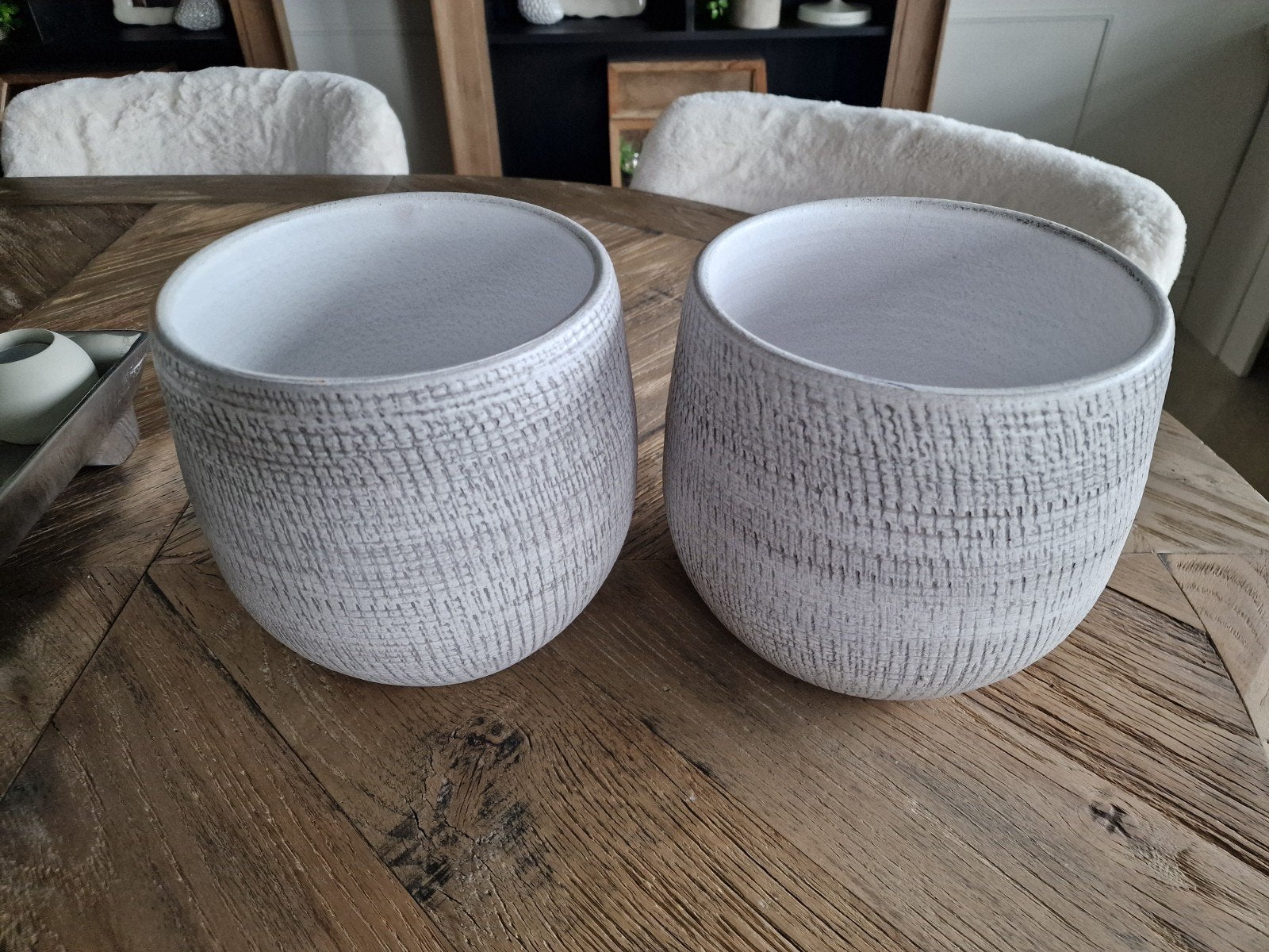 2 bloempotten creme beige wit grijs, Rond, Binnen, Ophalen of Verzenden, Aardewerk