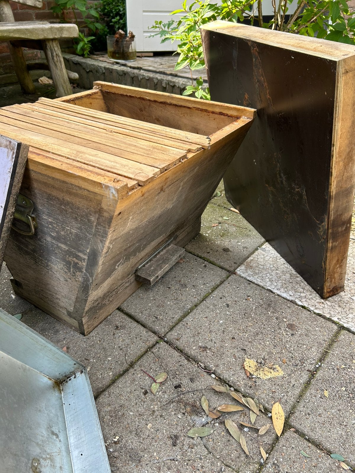 Bijenkast tophive cederhout, Ophalen, Gebruikt