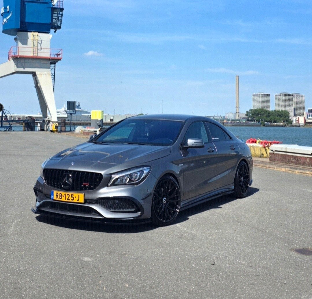 Mercedes-Benz CLA 180 122pk 7G-DCT 2017 Grijs, Auto's, 4 cilinders, 715 kg, 122 pk, 1200 kg