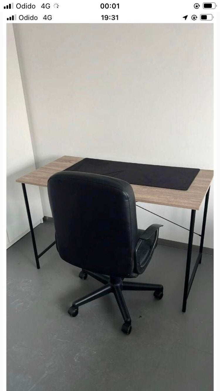bureau, Ophalen, Zo goed als nieuw