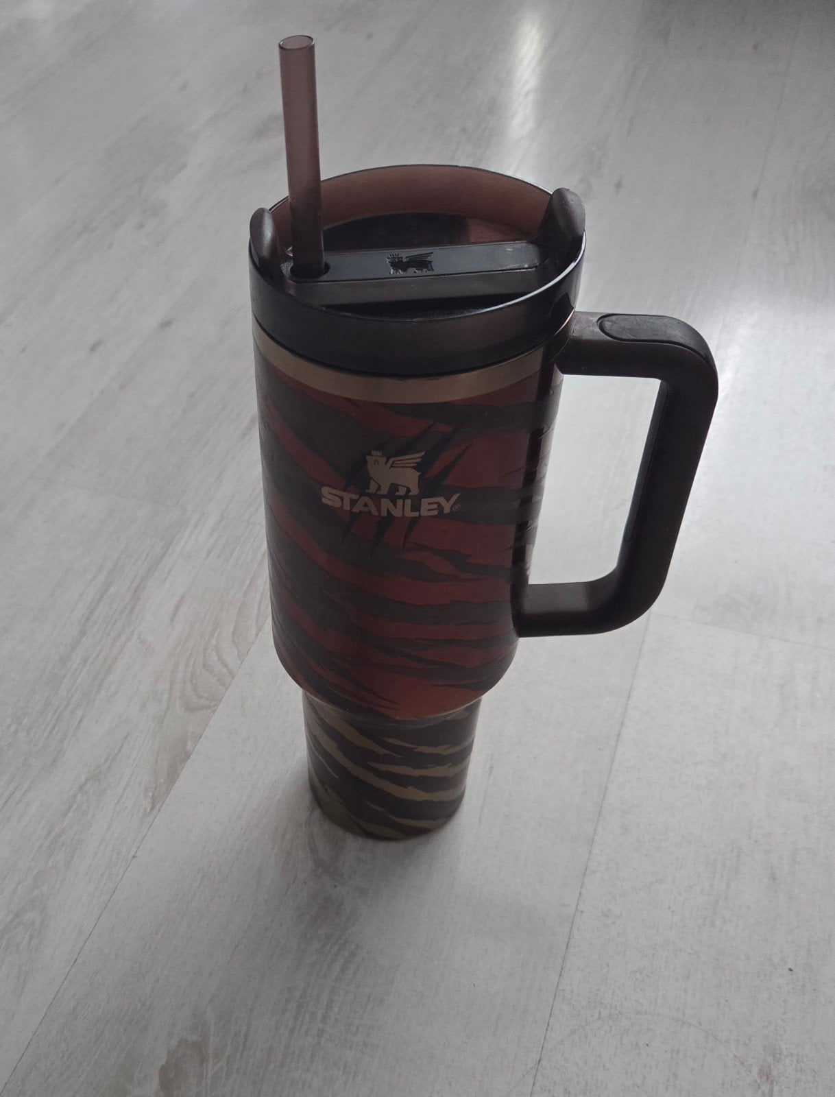Stanley Cup Special Edition "Tyla" - Tijgerprint, Ophalen of Verzenden, Meerkleurig, Metaal