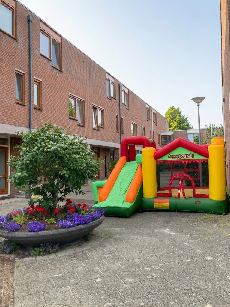 Springkussen Te huur : Kinderfeest , Buurtfeest , Verjaardag, Verzenden, Nieuw